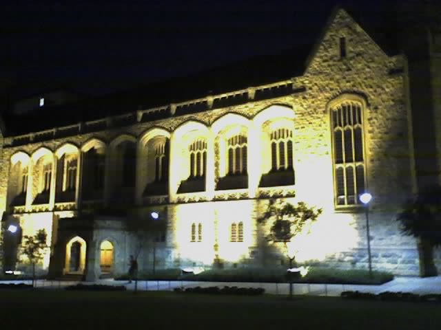 Bonython Hall, University of Adelaide at night