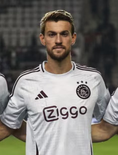 Qarabağ vs Ajax (24.10.2024) (4) (Daniele Rugani).jpg