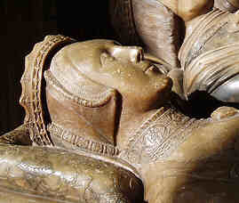 Effigy of Anne Hastings on the Talbot monument in Shrewsbury Chapel, Sheffield Cathedral. She is on the right side of her husband, and the latter's second wife is on his left