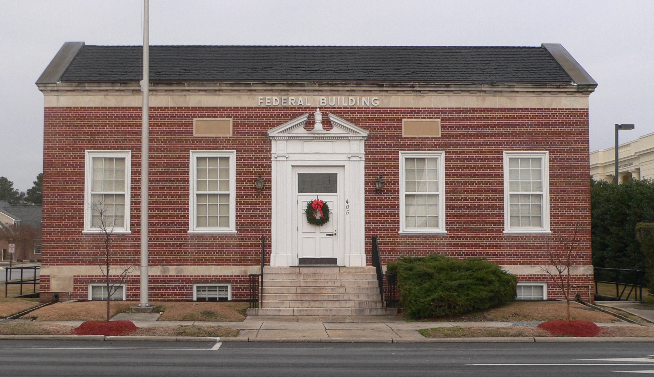 Image Smithfield, North Carolina former post office from SW 2