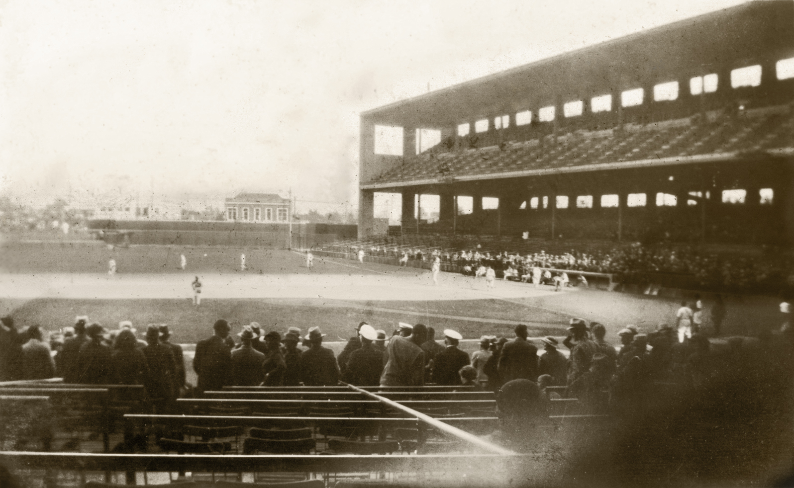 Wrigley Field Los Angeles-2.jpg