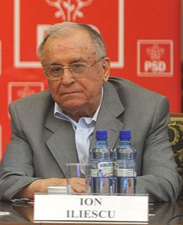 Ion Iliescu 2014 (cropped)