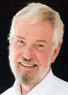 Cropped Photo of Robert Benton.jpg