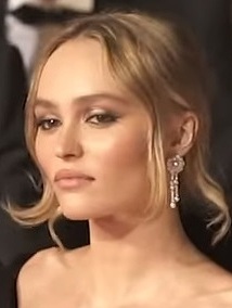 Lily-Rose Depp Cannes 2023 (cropped 2).jpg