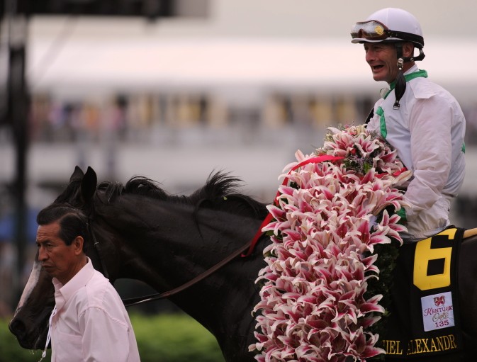 Garland of Star Gazer Lillies