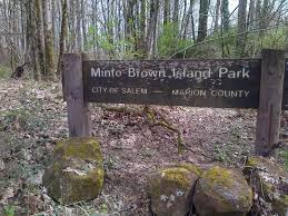 A sign of Minto-Brown Island Park.jpg