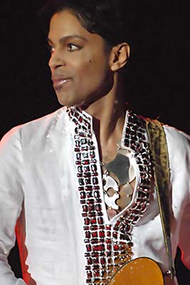 Prince at Coachella 001.jpg