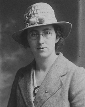 Margaret Skinnider, circa. 1914.jpg