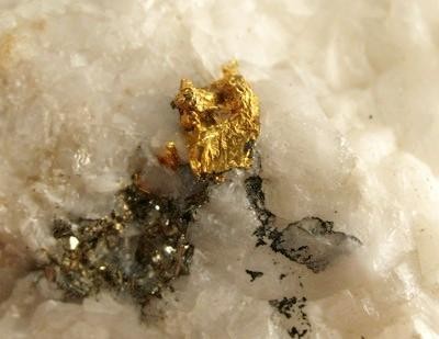 Gold-Quartz-236683