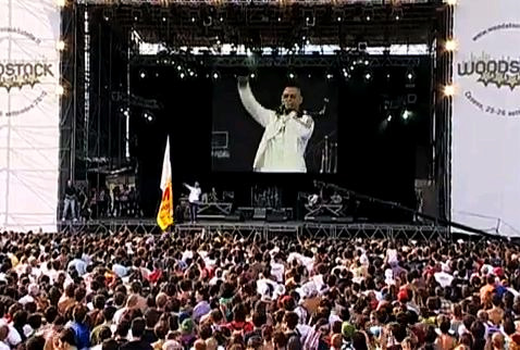 Fabri Fibra a Woodstock 5 stelle