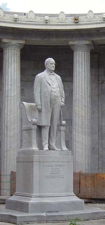 McKinley Statue08