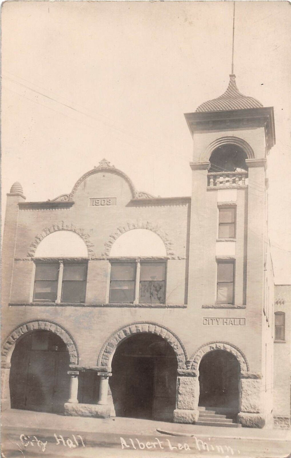Image Albert Lea, MN City Hall 1917