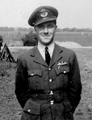 John Fraser Drummond in uniform.jpg