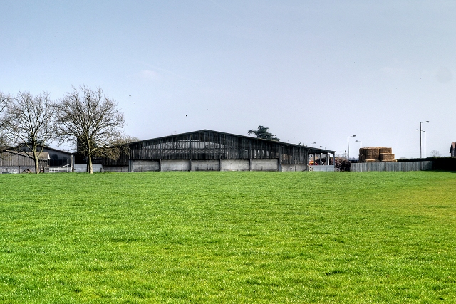 The Home Park, Shaw Farm (geograph 4464059)