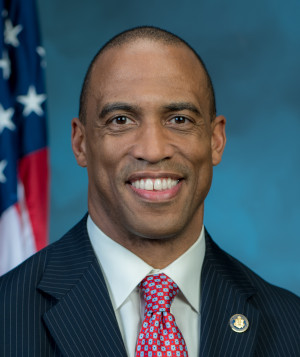 Official portrait of Scott Turner, Executive Director of the White House Opportunity and Revitalization Council, 2019.jpg