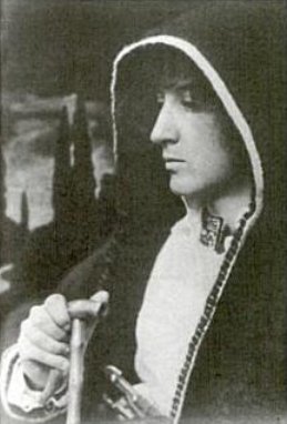 Marietta Pallis 1913.jpg