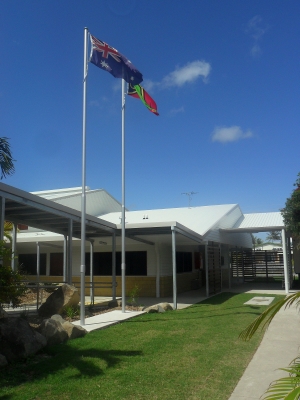 Andergrove State School, 2011.jpg