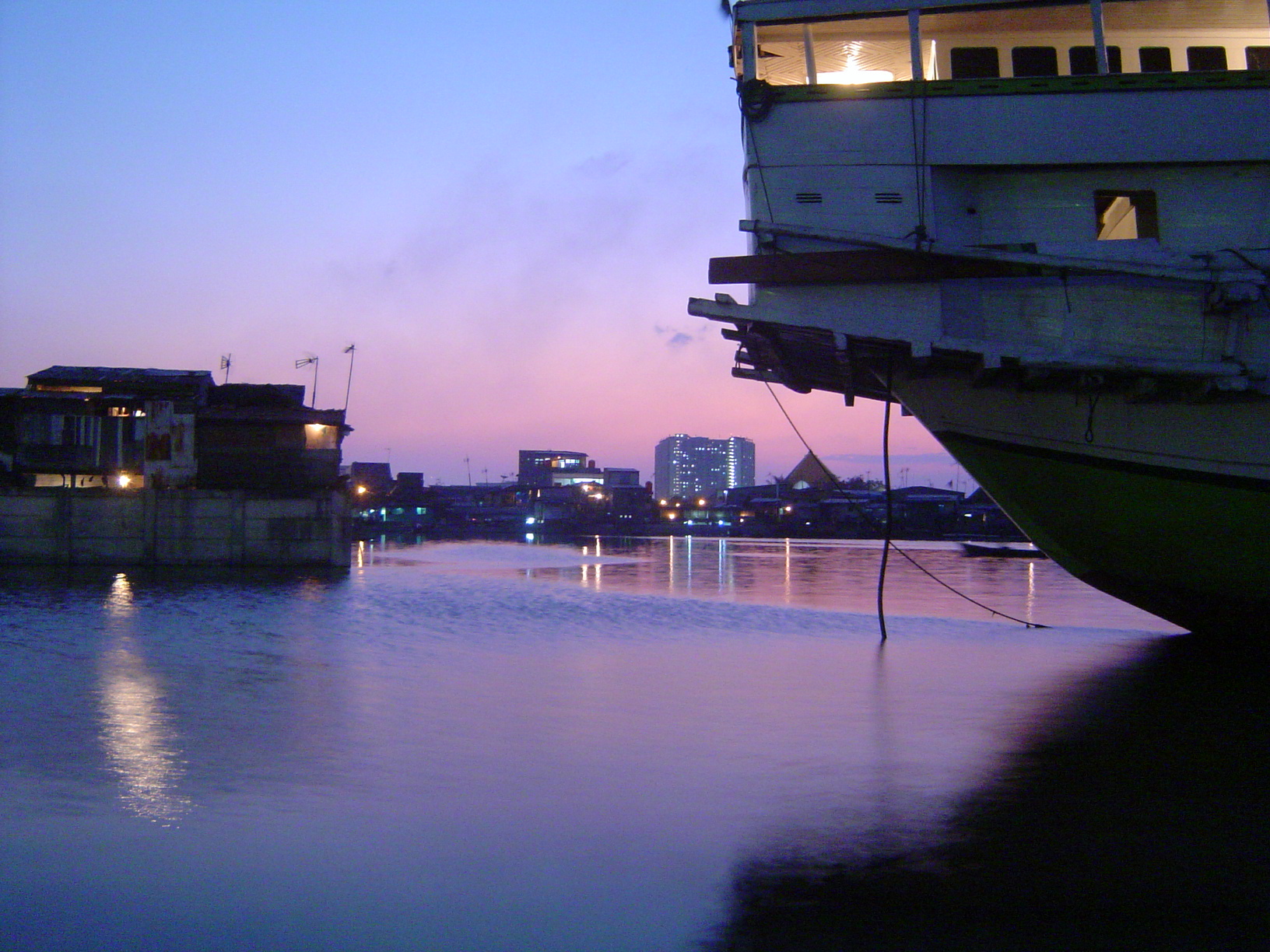 Image: Old harbour of Jakarta, 2005