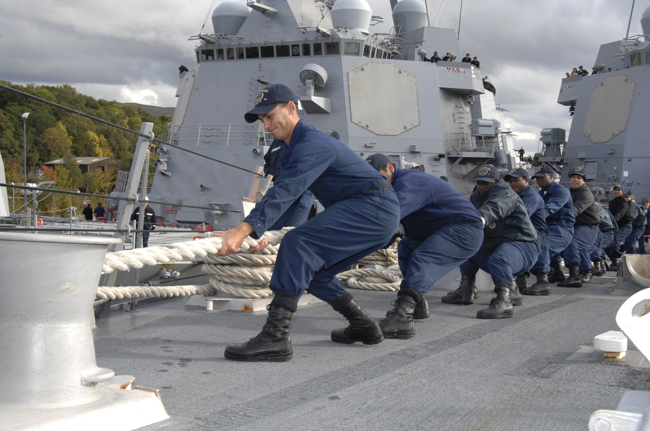 Image US Navy 100930N2855B251 Sailors aboard USS Bainbridge (DDG 96