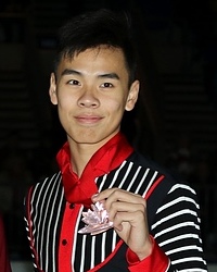 Nam Nguyen at the 2018 Canadian Nationals - Senior men winners - 1 (cropped)