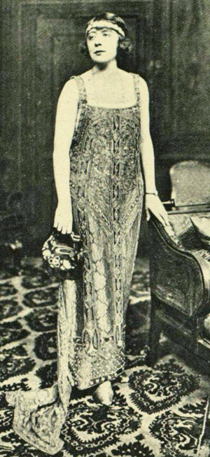 Edith-Evans-Globe-1922