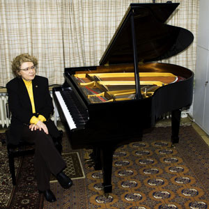 Gabriela Moyseowicz - composer and pianist