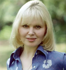 Photo of Patricia Brake.jpg