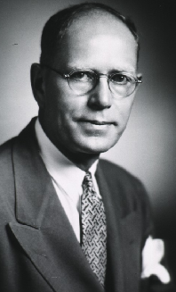 Mynie Gustav Peterman.png