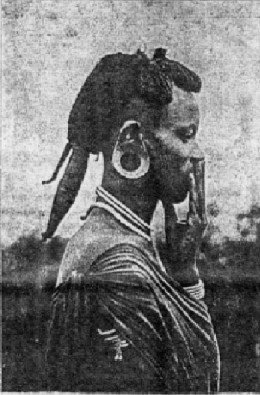 Kikuyu male in a pony tail (Routledge 1910)