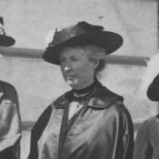 Cornelia Ramondt-Hirschmann in 1915?.jpg