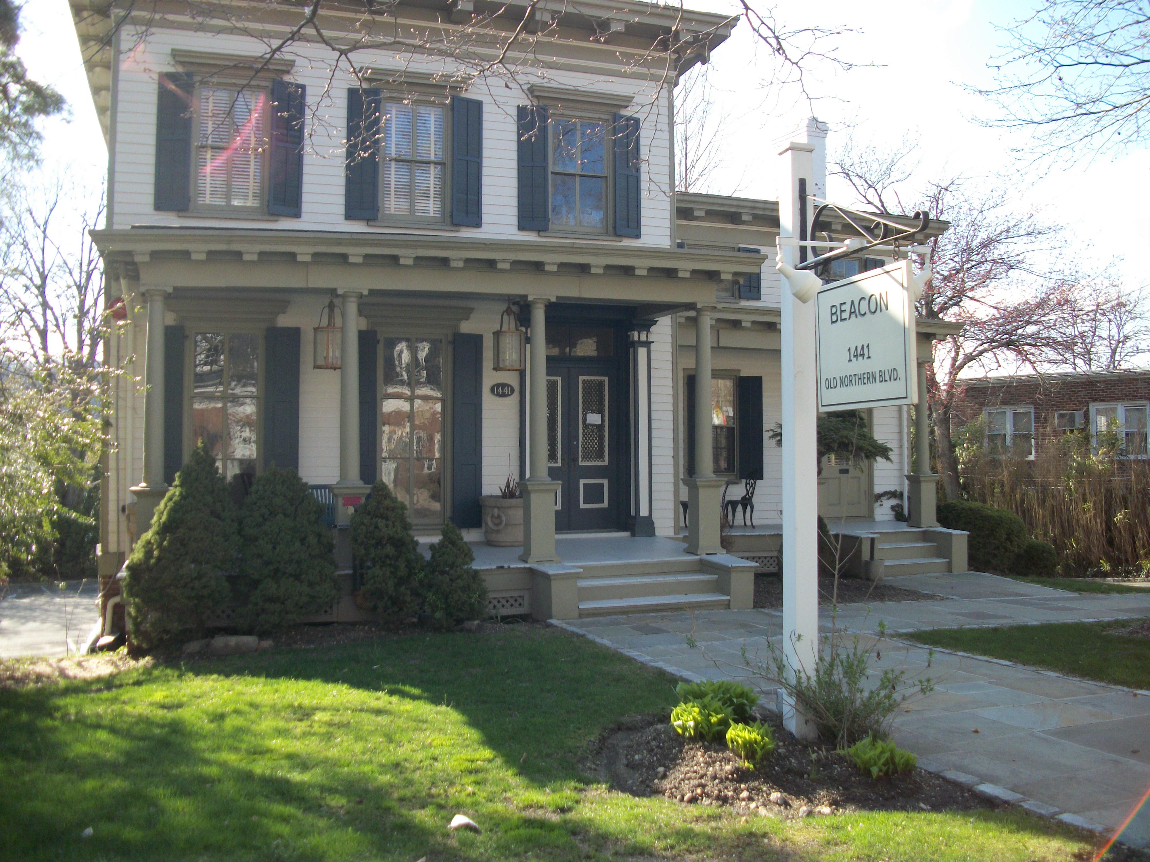 Image Willet Titus House(Beacon); Roslyn, New York