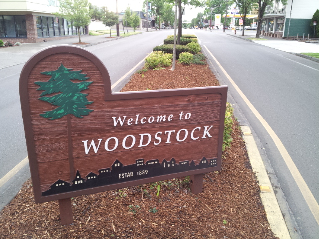 Welcome to Woodstock - Woodstock, Portland, Oregon (2013)
