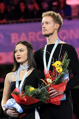 2014 Grand Prix of Figure Skating Final Madison Chock Evan Bates - 02