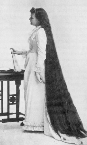 Martha Matilda Harper and hair, in profile