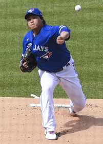 Hyun-jin Ryu throws out the first pitch for the Blue Jays versus the Nationals at Nationals Park, July 30, 2020 (All-Pro Reels Photography) (50172713978) (cropped)