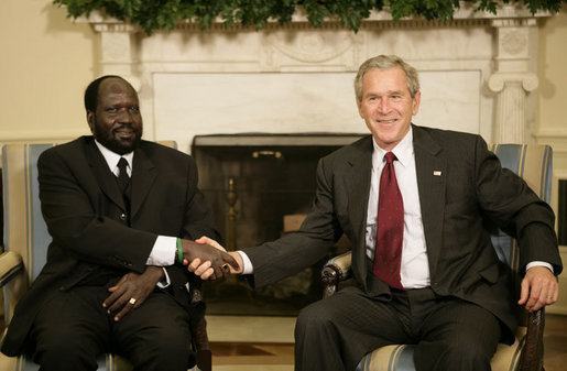 Salva Kiir mayardit George Bush július 20, 2006