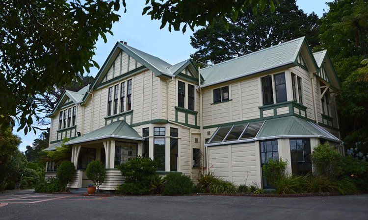 Hutt Minoh Friendship House