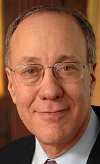Roger Myerson close-up (cropped)