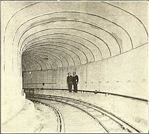 1911 Hudson tunnels 14572178500) (cropped)