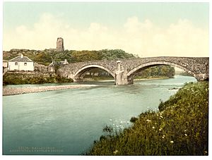 Ardstinchar Castle and bridge, Ballantrae, Scotland-LCCN2001703588