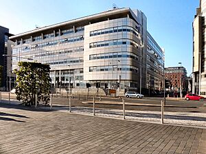 BT Building, Broomiellaw - geograph.org.uk - 2033779