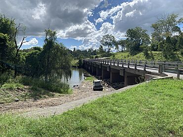 Brisbane River near Kholo Bridge, 2022 01.jpg