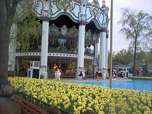 Columbia Carousel flowers 6FGrAmIL 2006 Jr