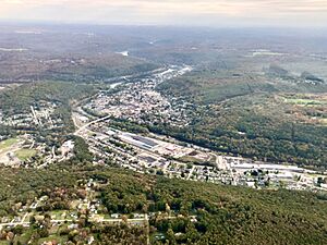 Franklin, Pennsylvania, USA aerial October 2024 04