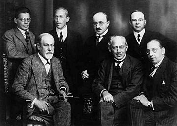 Freud and other psychoanalysts 1922
