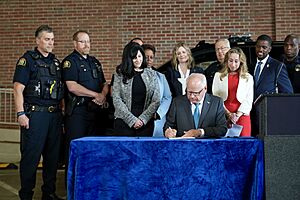 Governor Tim Walz straw purchases - 53766269252