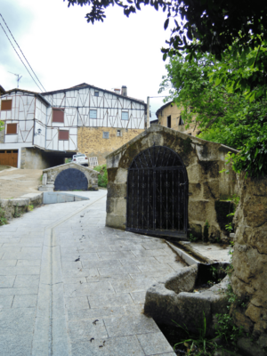 Las Ḥuantes d'Abaju