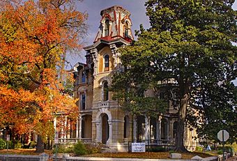 Lee House in fall email.jpg