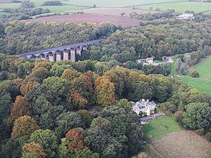 Porthkerry Viaduct and House - geograph.org.uk - 2101425