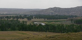 The Powder River in Johnson County, Wyoming.jpg